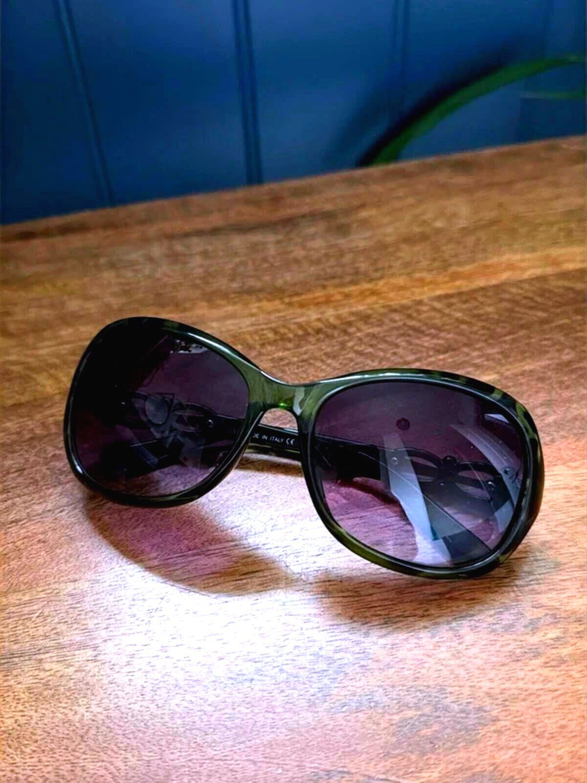 Women’s Dolce & Gabbana Round Frame Tortoise Shell Sunglasses In Green - 3352
