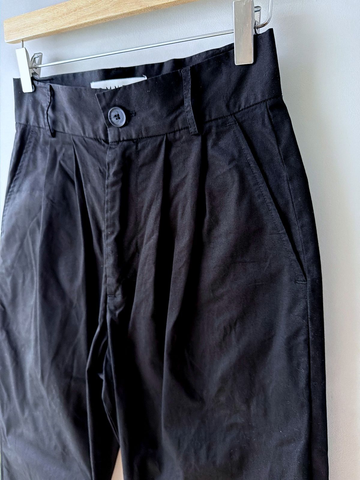 Women’s Omnes High Waist Straight Leg Pleated Trousers In Black - W27/L29 - 3572