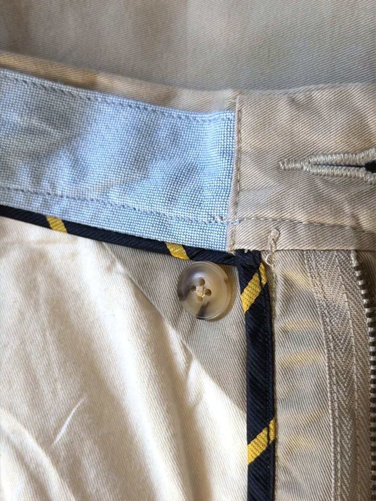 Men’s Ralph Lauren Stretch Classic Fit Chino Shorts in Beige - W48 - 3275