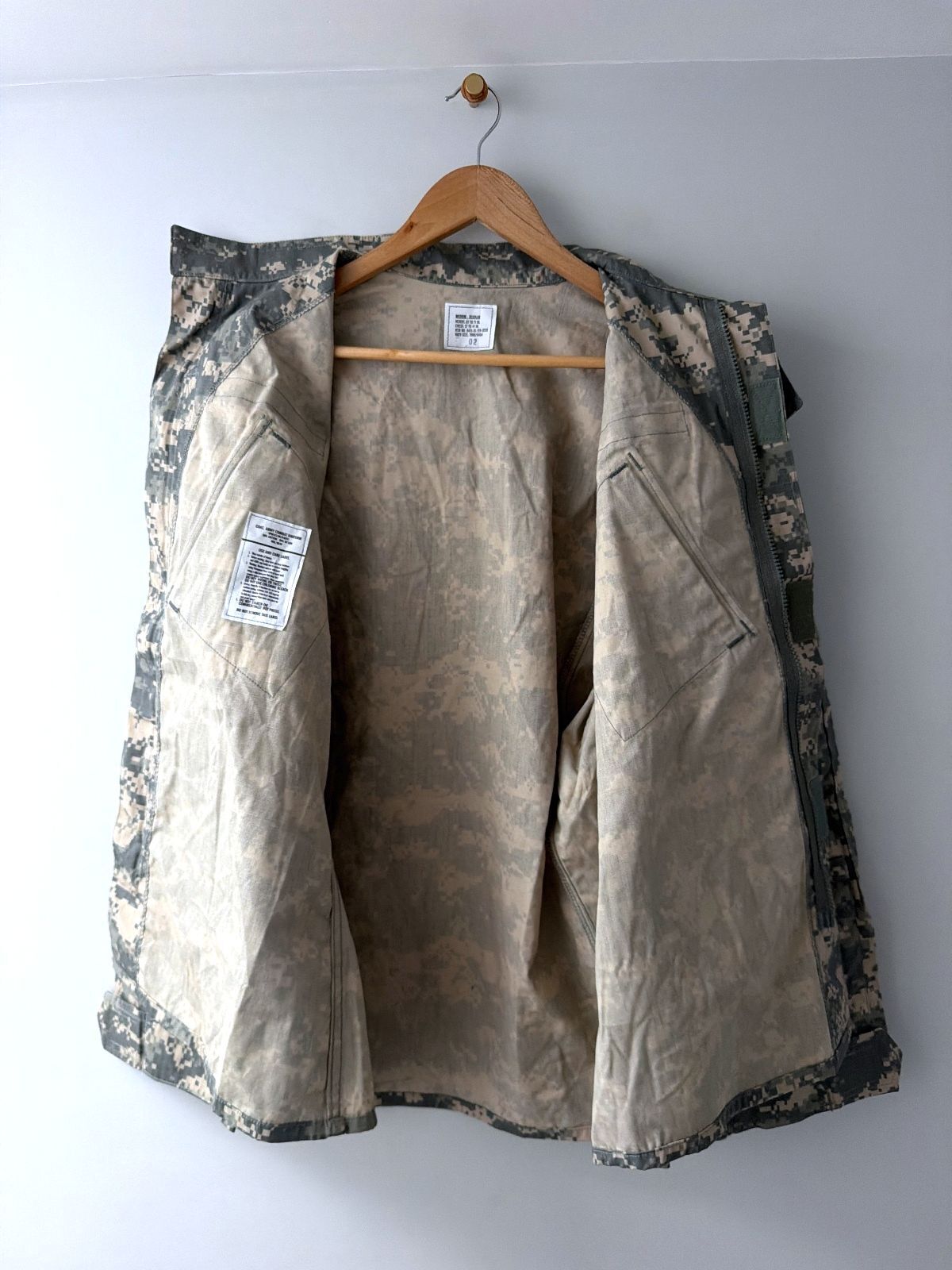 Men’s Genuine US Army Combat Tactical Jacket In Camouflage - Medium - 3798