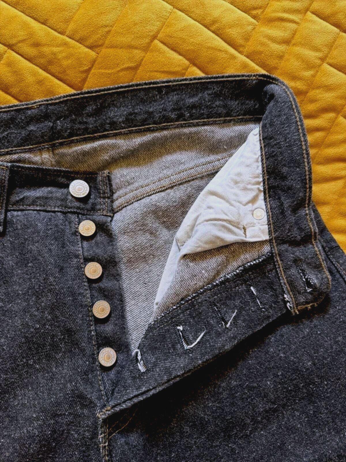 Men’s Levi’s 501 Rare Limited Edition Made In England Jeans - W30/L32 - 3409