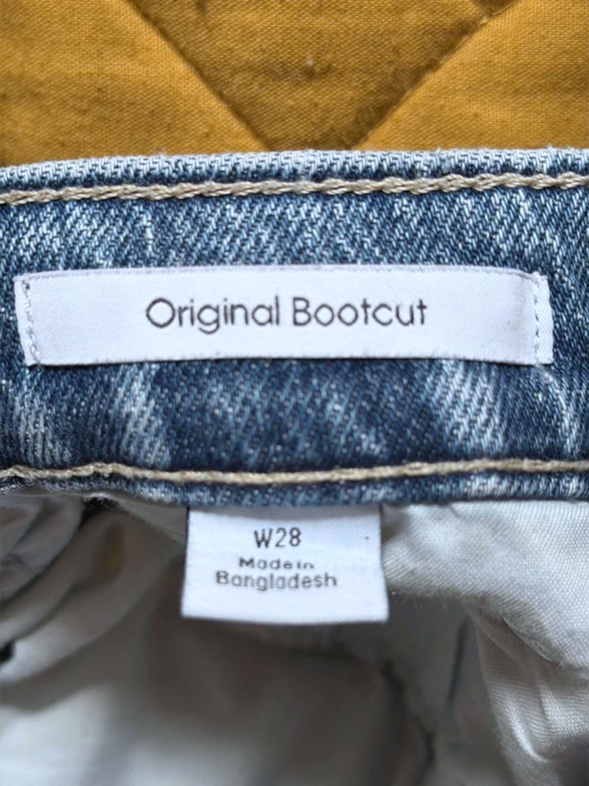 Women’s Calvin Klein Stretch Fit Boot Cut Jeans In Blue - W28/L31 - 3305