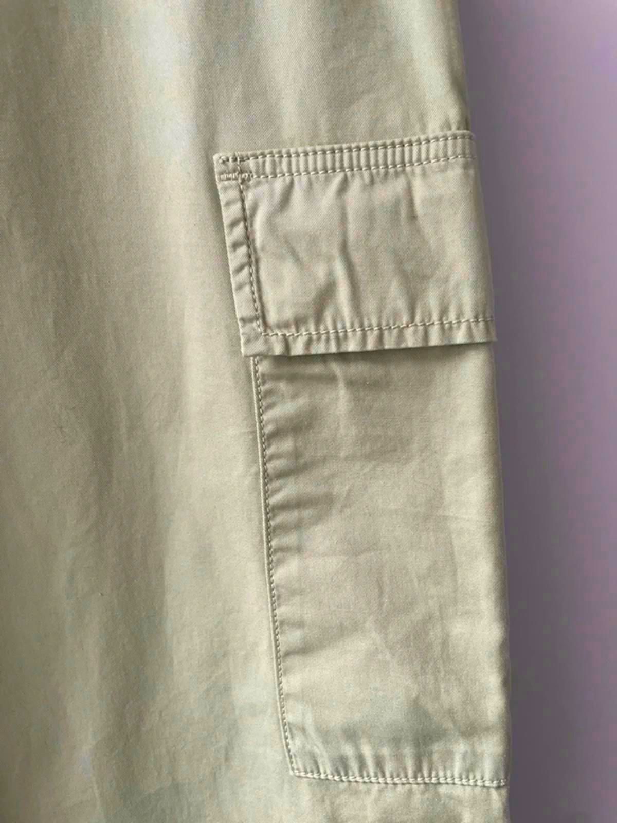 Women’s Carhartt W Kingston Cargo Trousers In Green - W26/L29 - 2961