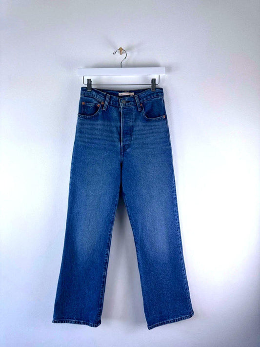 Women’s Levi’s Ribcage Crop Bootcut High Waisted Jeans In Navy - W26 / L27 -1311