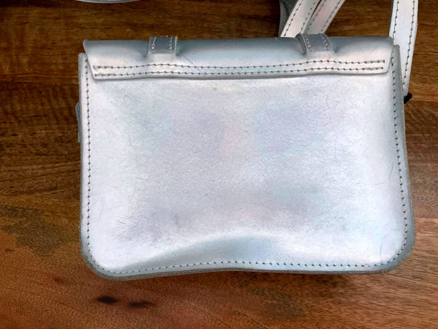 Women's Dr Martens 7'' Iced Metallic Leather Satchel In Silver - 2422