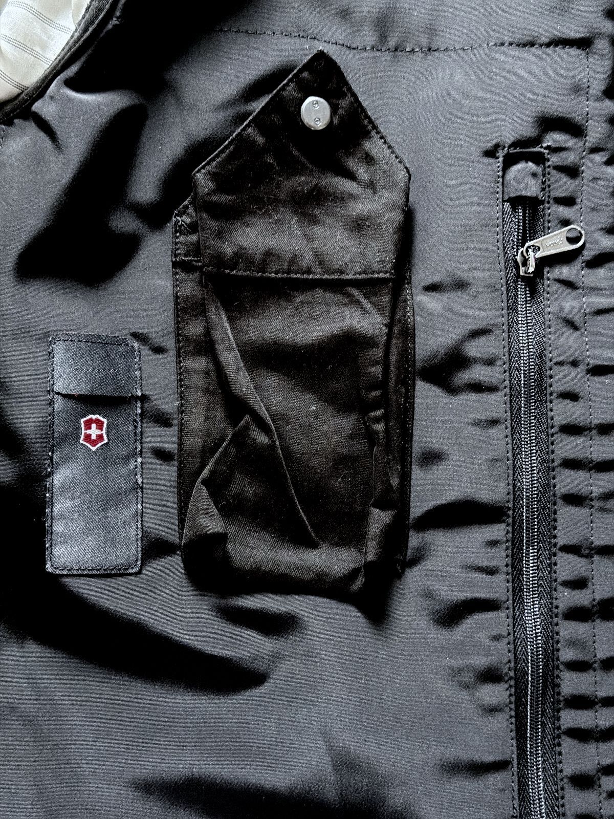 Men’s Victorinox Parka Jacket With Removable Hood In Black - Small - 3658