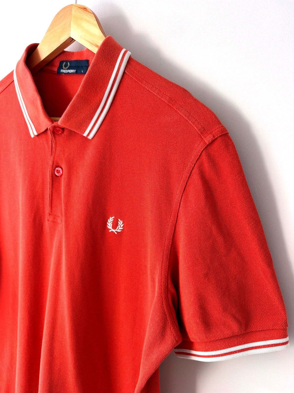 Men’s Fred Perry Classic Polo Shirt Top with White Trim - Large - 3577