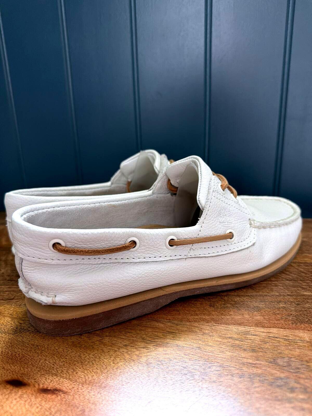 Men’s Timberland Premium leather Classic Boat Shoes In White - UK8 - 3539