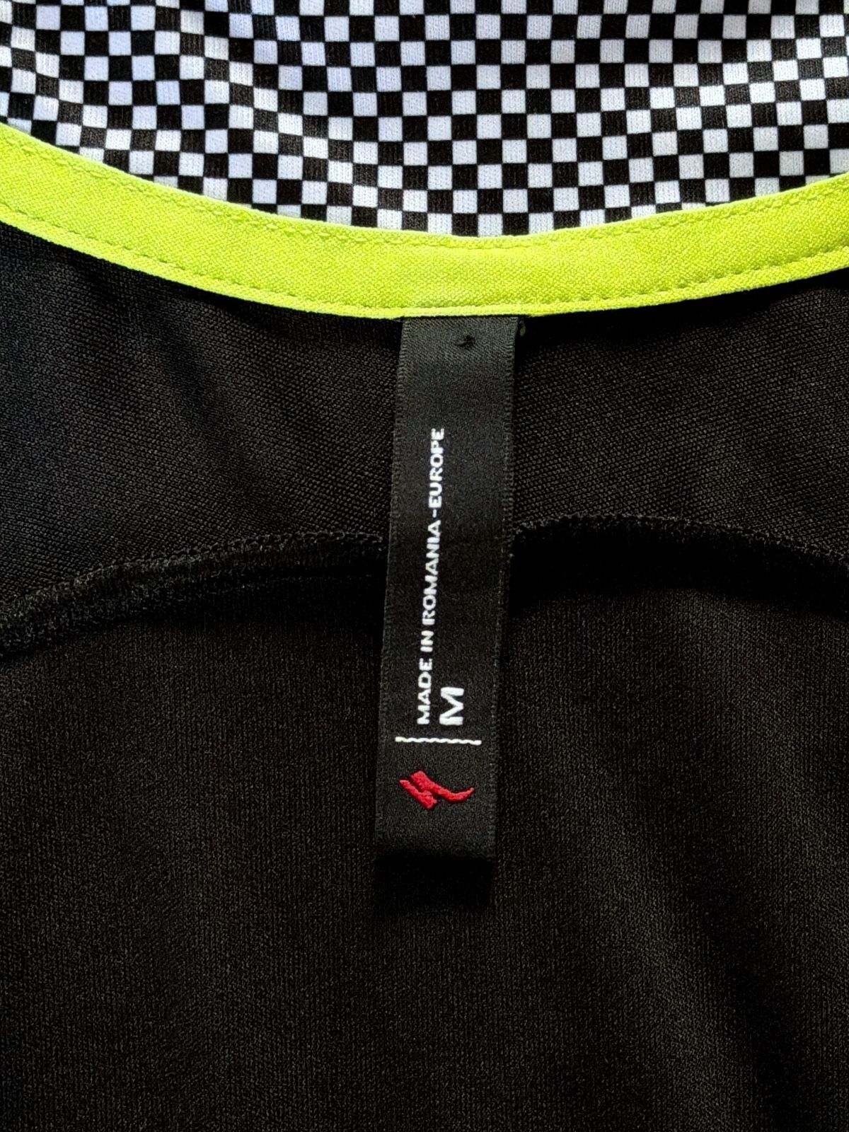 Men’s Specialized Cycling Jersey Top In Black And Yellow - Medium - 3782