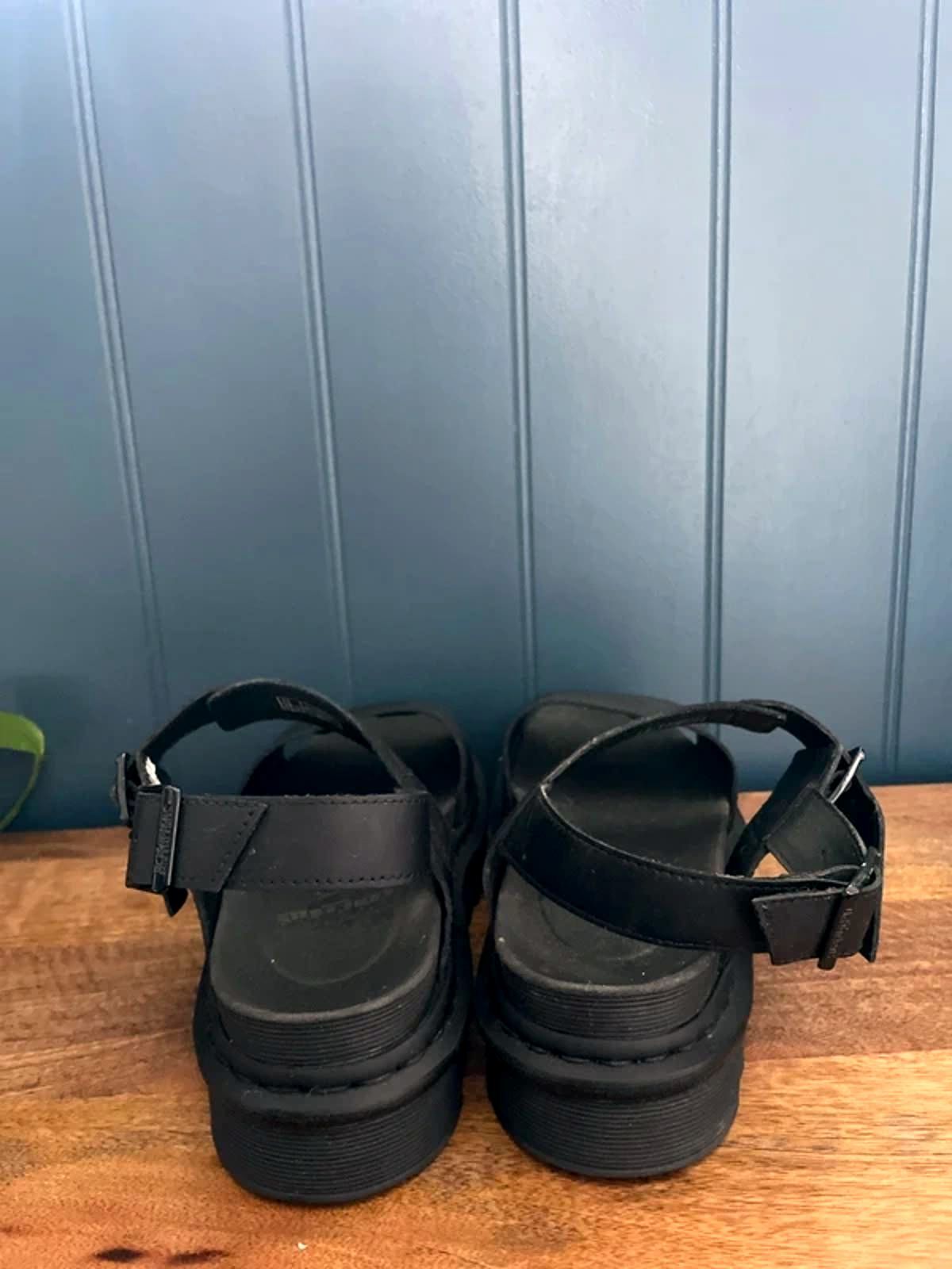 Women’s Dr Martens Voss Chunky Sole Sandals In Blackk - UK8 - 3047