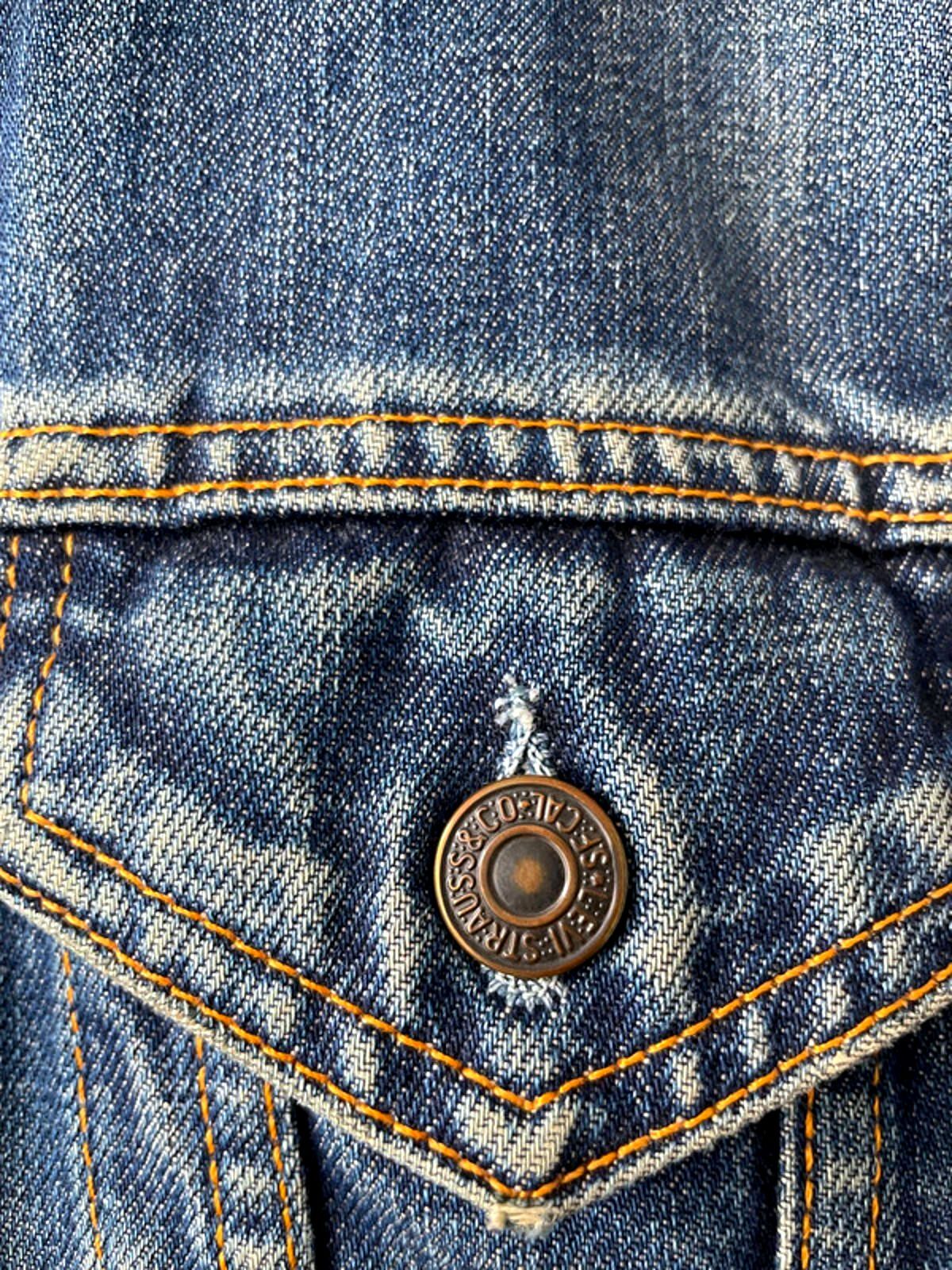 Women’s Levi’s Premium Denim Trucker Jacket In Navy - Small - 2143