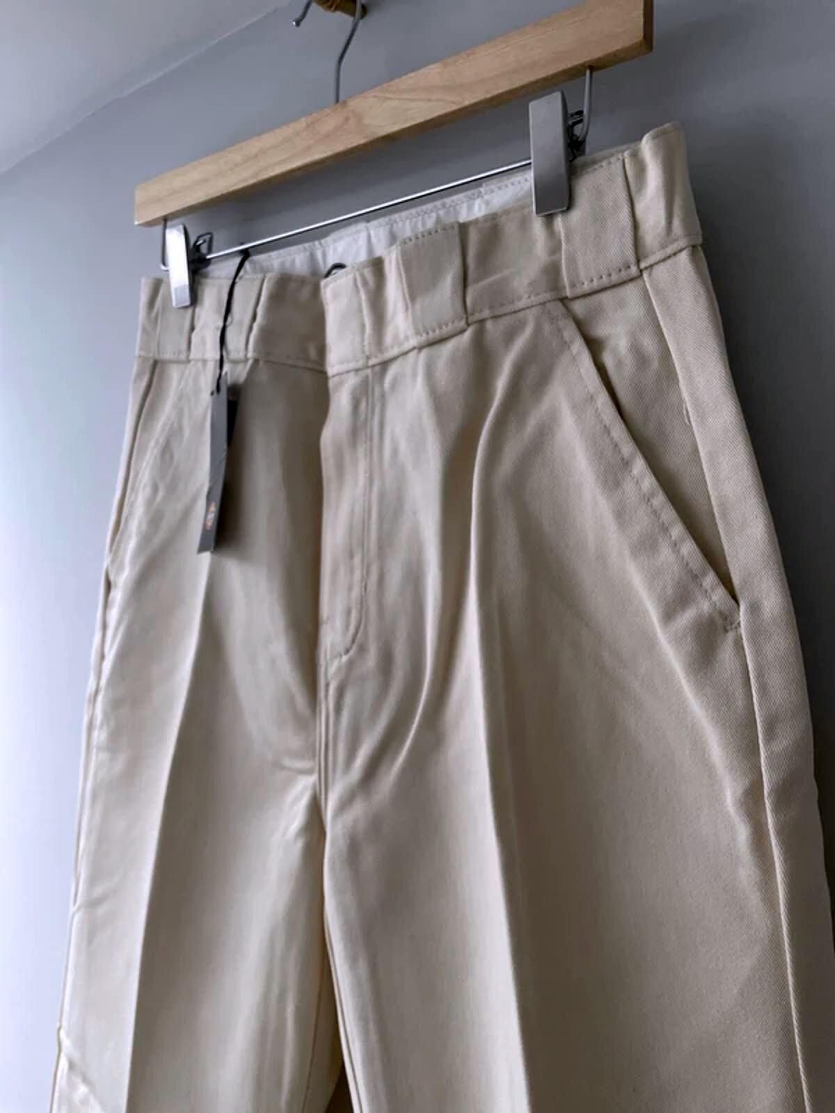 Women’s Dickies Elizaville Straight Leg Trousers In Cream - W28/L29 - 3004