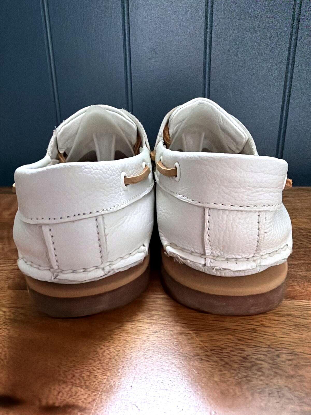 Men’s Timberland Premium leather Classic Boat Shoes In White - UK8 - 3539