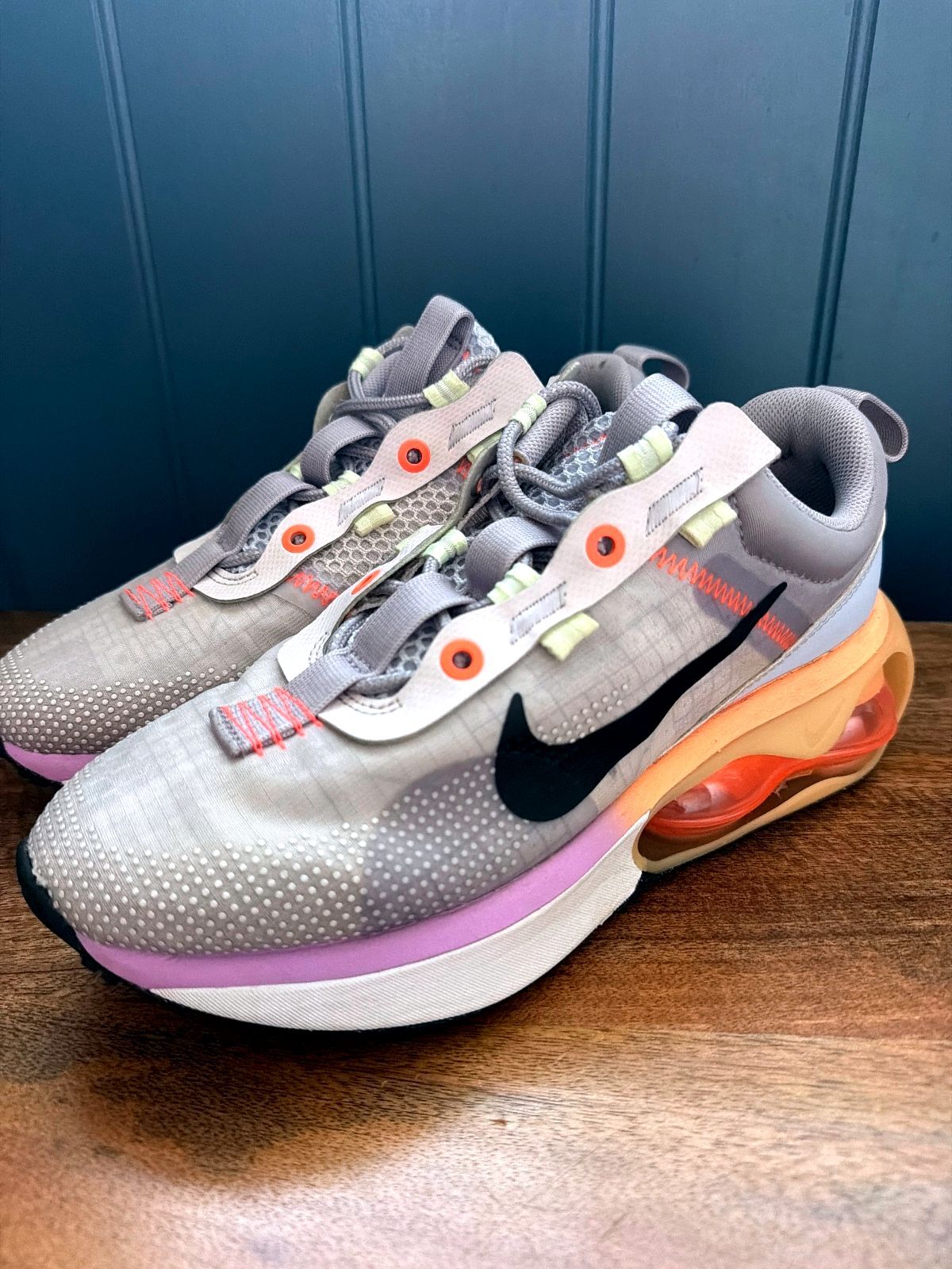 Women’s Nike Air Max Venice Chunky Sole Trainers In Grey and Orange - Uk4 - 3626