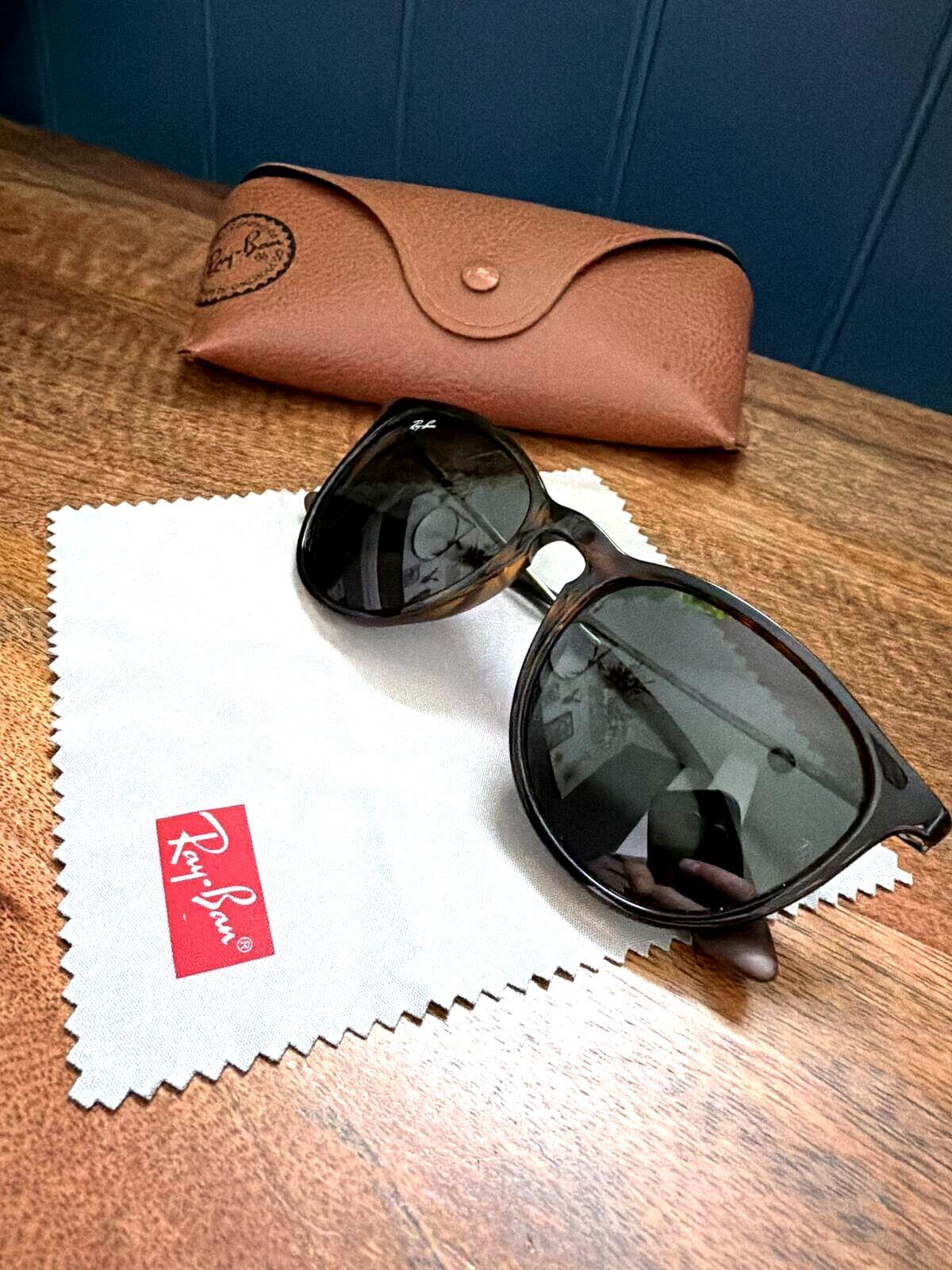 Unisex Ray-Ban Erika RB4171 Brown Tortoiseshell Sunglasses With Case - 3543