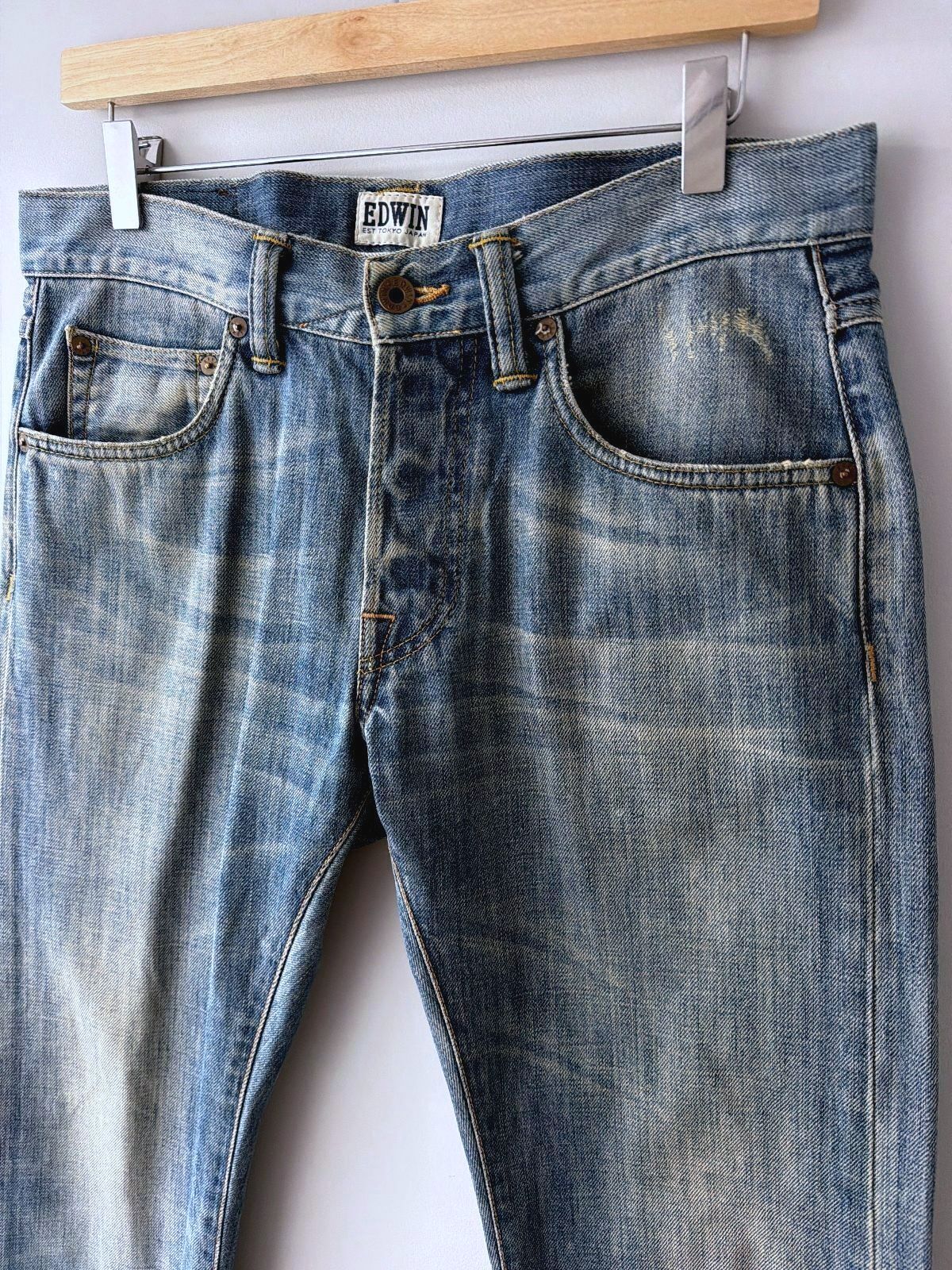 Men's Edwin ED-55 Relaxed Fit Distressed Effect Jeans In Navy - W30/L32 - 3755