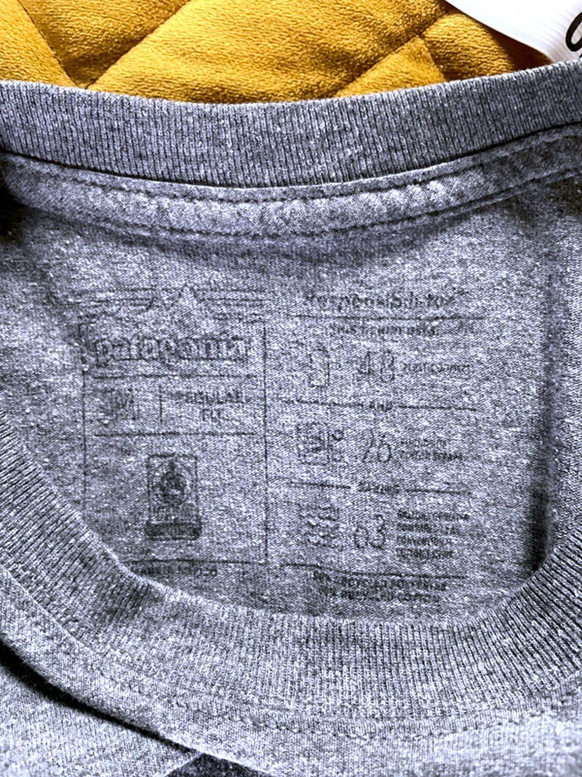 Men’s Patagonia Crew Neck Printed T-shirt In Grey - Medium - 2343
