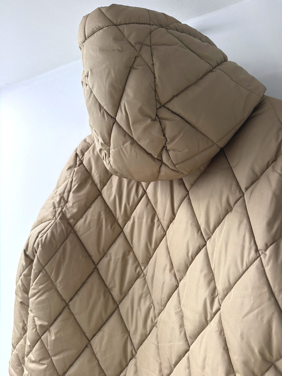 Women’s Barbour Erin Hooded Quilted Puffer Jacket In Beige - UK16 - 3706