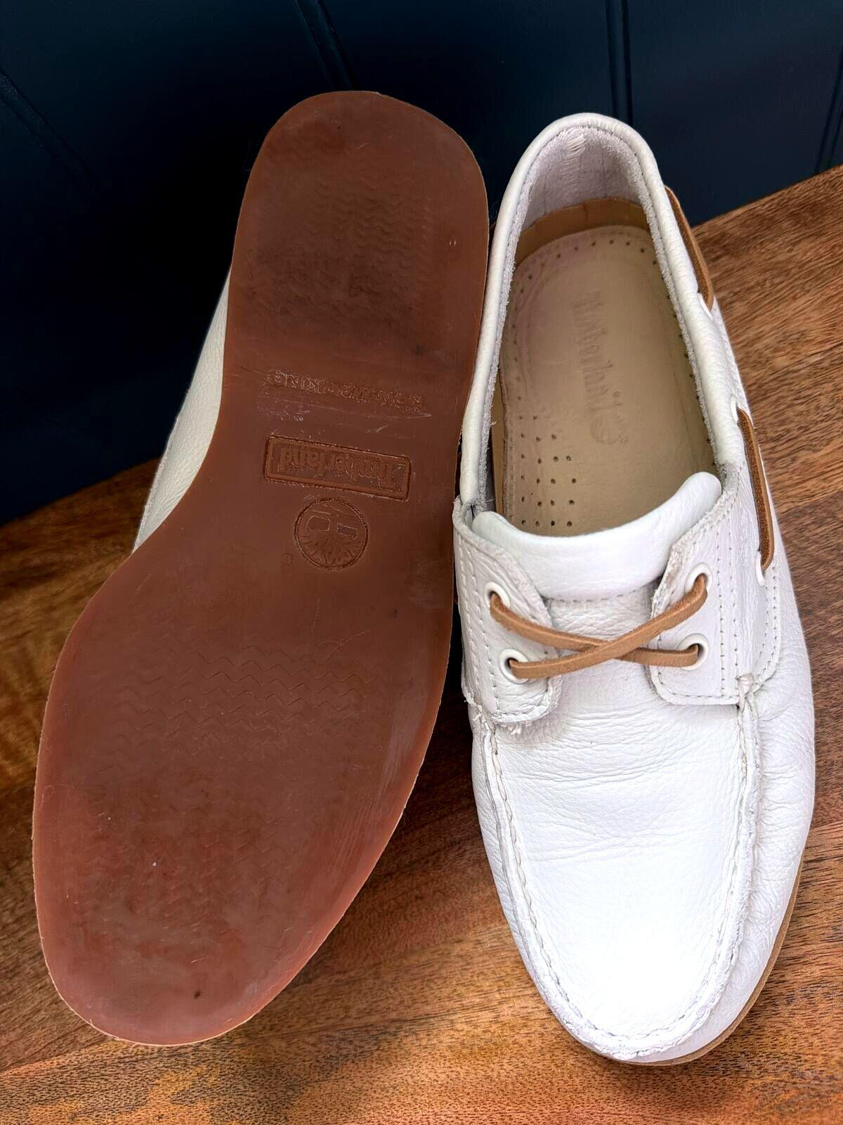 Men’s Timberland Premium leather Classic Boat Shoes In White - UK8 - 3539
