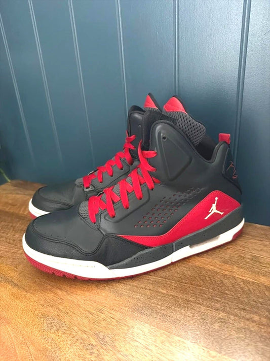 Men’s Nike Air Jordan SC-3 Basketball Trainers In Black/Red - Uk9 - 3293