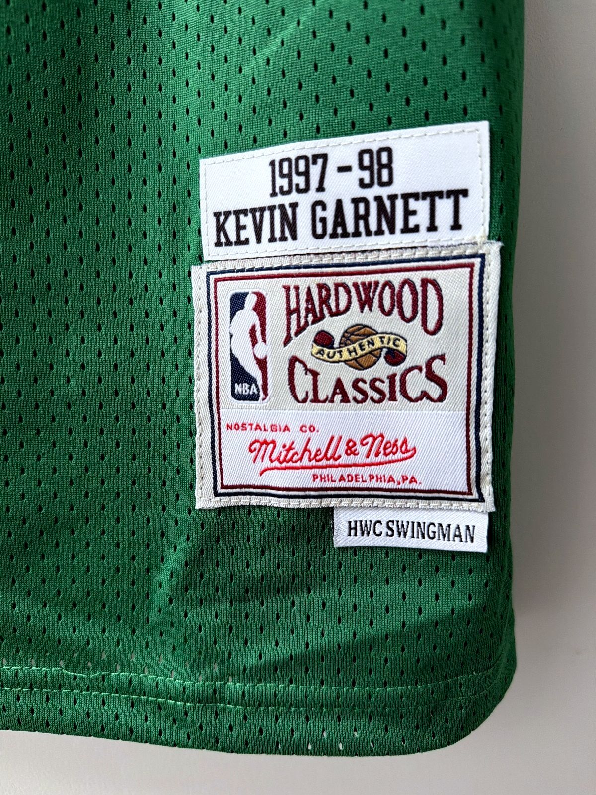 Men's Kevin Garnett Minnesota Timberwolves 1997/98 Swingman Jersey - XLarge-3831