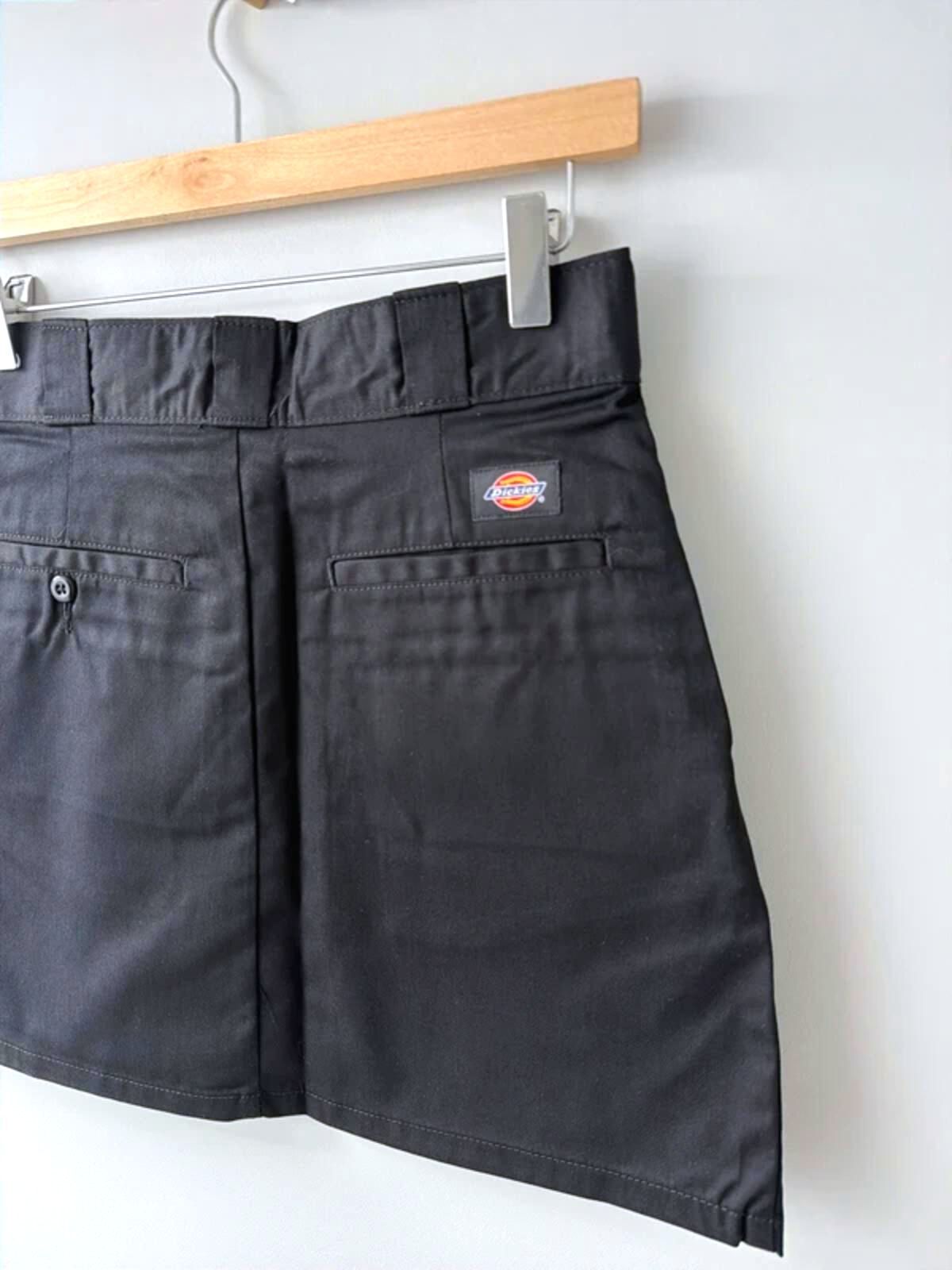 Women’s Dickies Mini Work Skirt With Pockets In Black - W26 - 3438