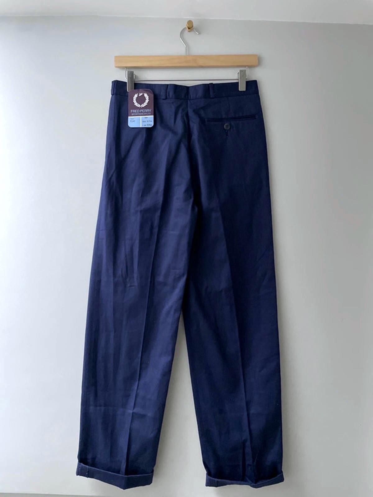 Men’s Fred Perry Double Pleated Wide Leg Chino Trousers In Navy - W30/L33 - 2873