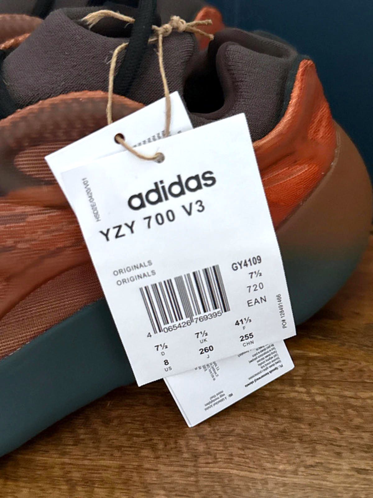 Men’s Yeezy 700 V3 Copper Fade Chunky Sole Trainers - Uk7.5 - 1295