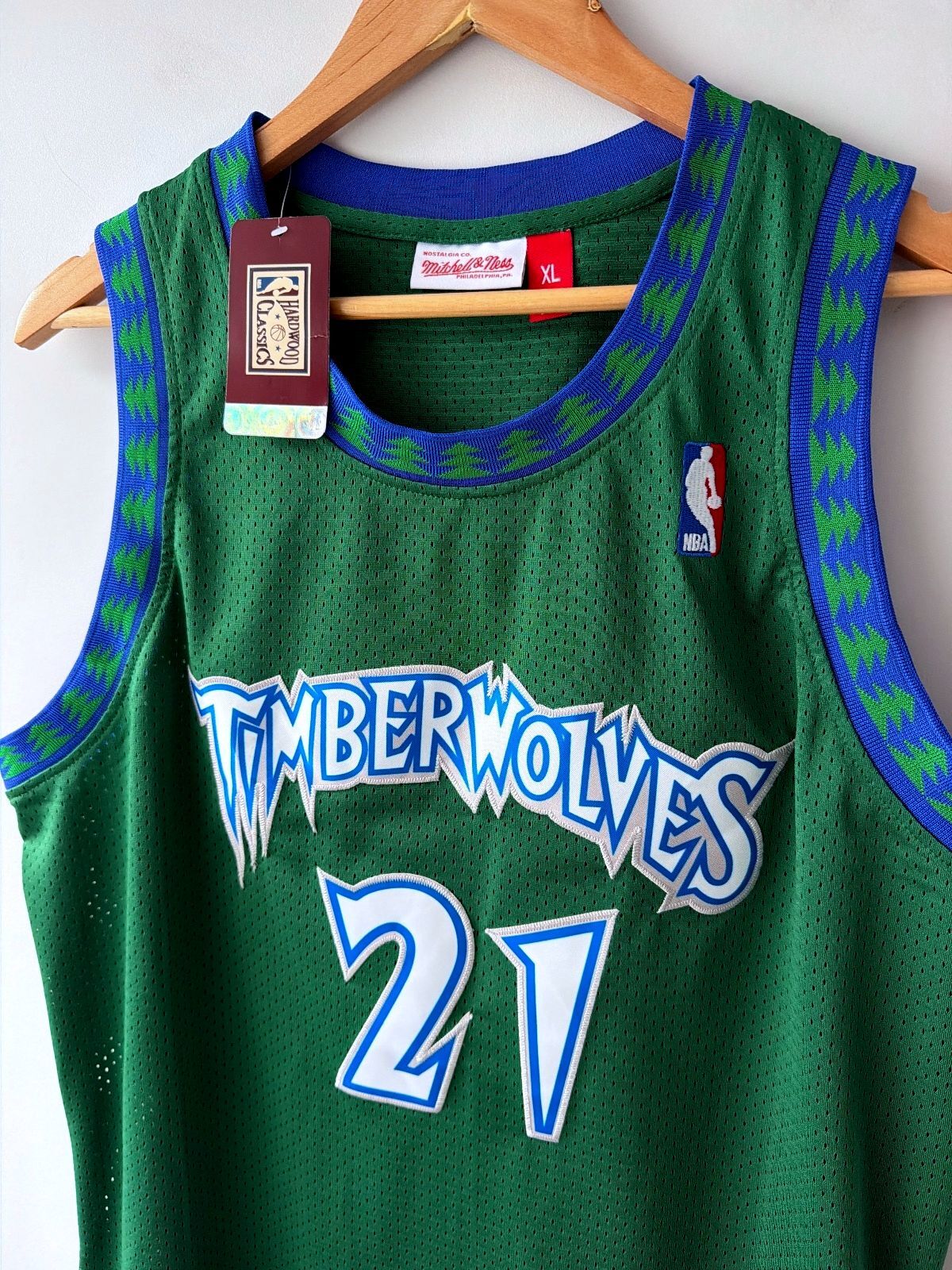Men's Kevin Garnett Minnesota Timberwolves 1997/98 Swingman Jersey - XLarge-3831