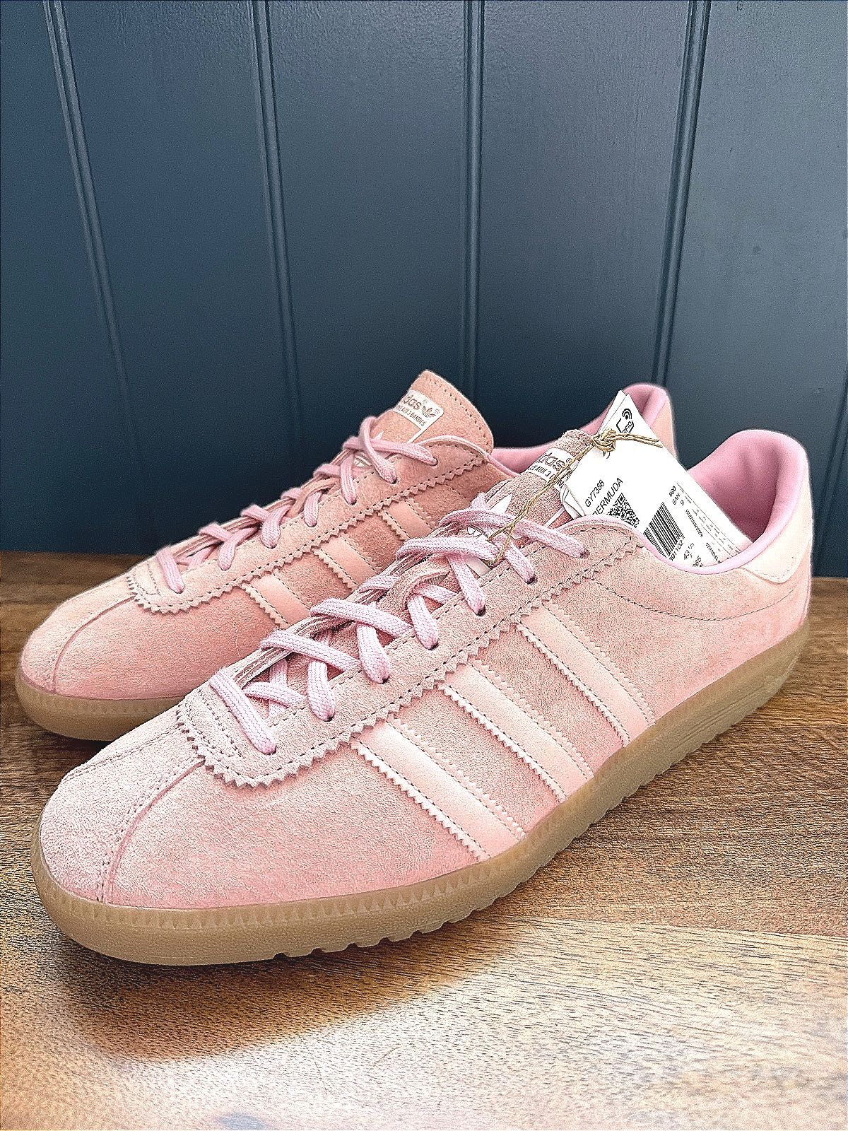 Men’s Adidas Bermuda Suede Trainers In Pink - Uk9 - 3620