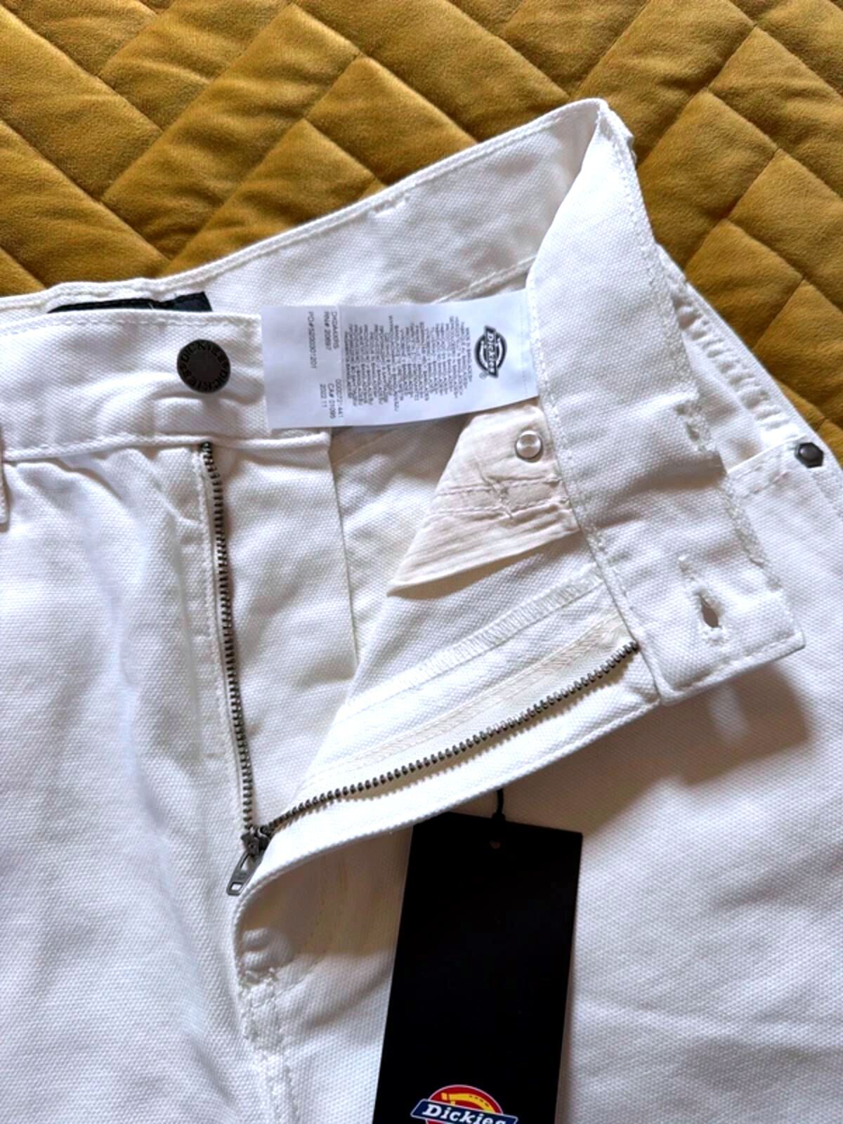 Women’s Dickies Duck Baggy Fit Cargo Shorts In Off White - W28 - 3373