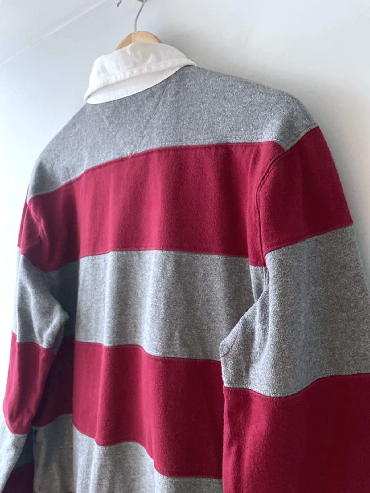 Men’s Tommy Hilfiger Stripped Rugby Polo Top In Grey/Red - Medium - 2533