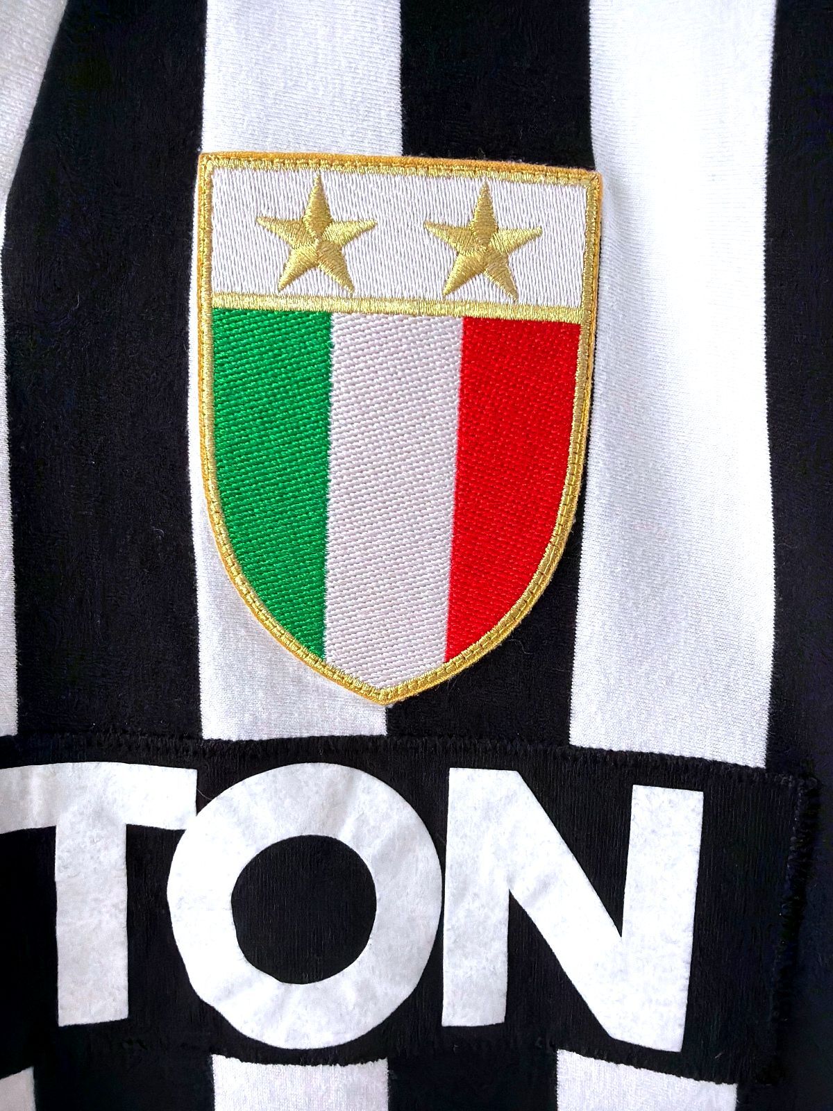 Mens Juventus 1984/85 Vintage Striped Football Jersey Top - Medium - 3567
