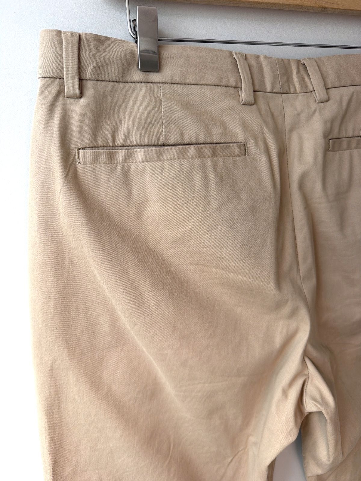 Men's Kin Stretch Fit Classic Chino Trousers In Beige - W34/L28 - 3631
