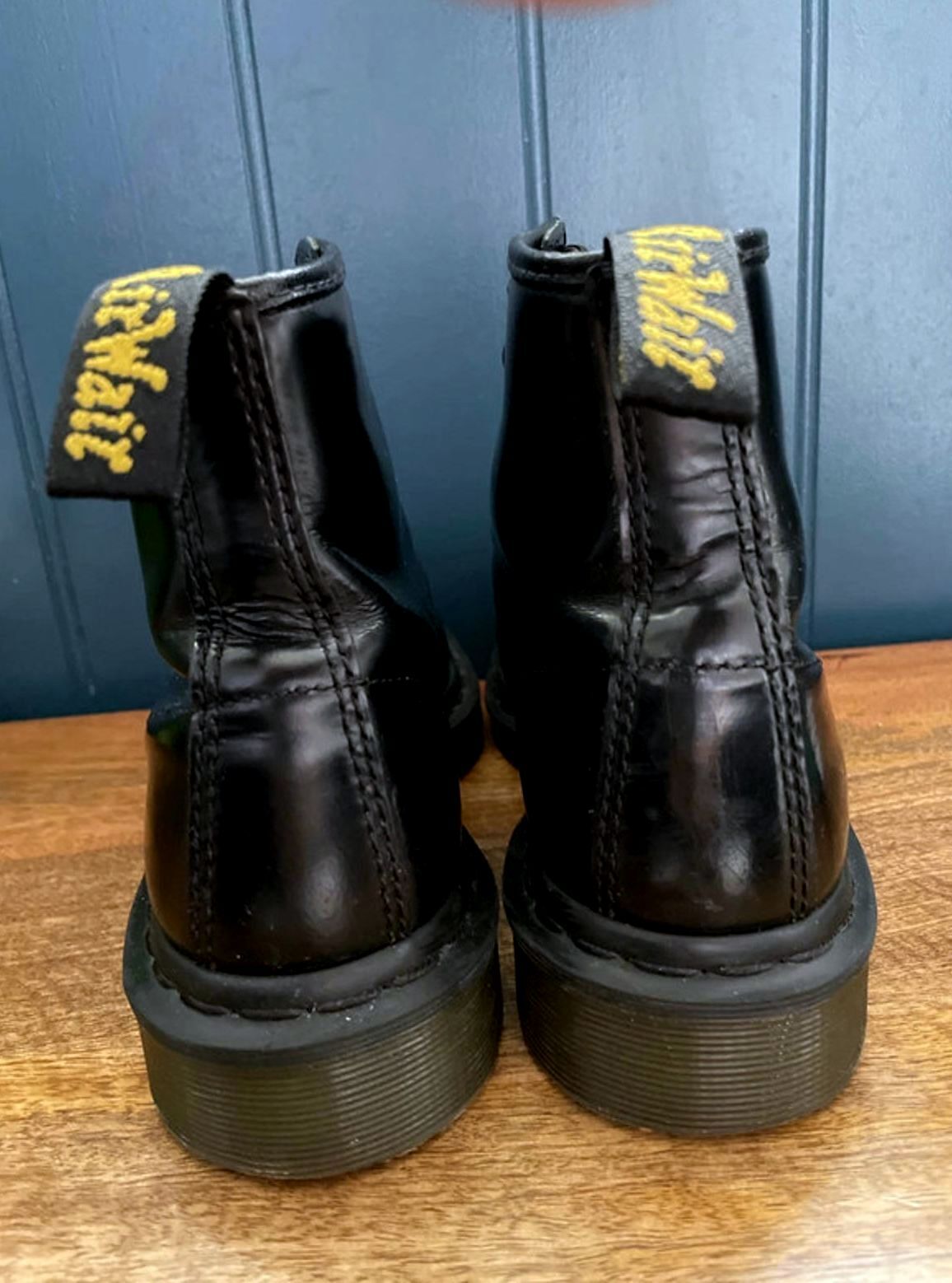 Women’s Dr Martens 101 Premium Leather Lace Up Boots In Black - UK4 - 2160