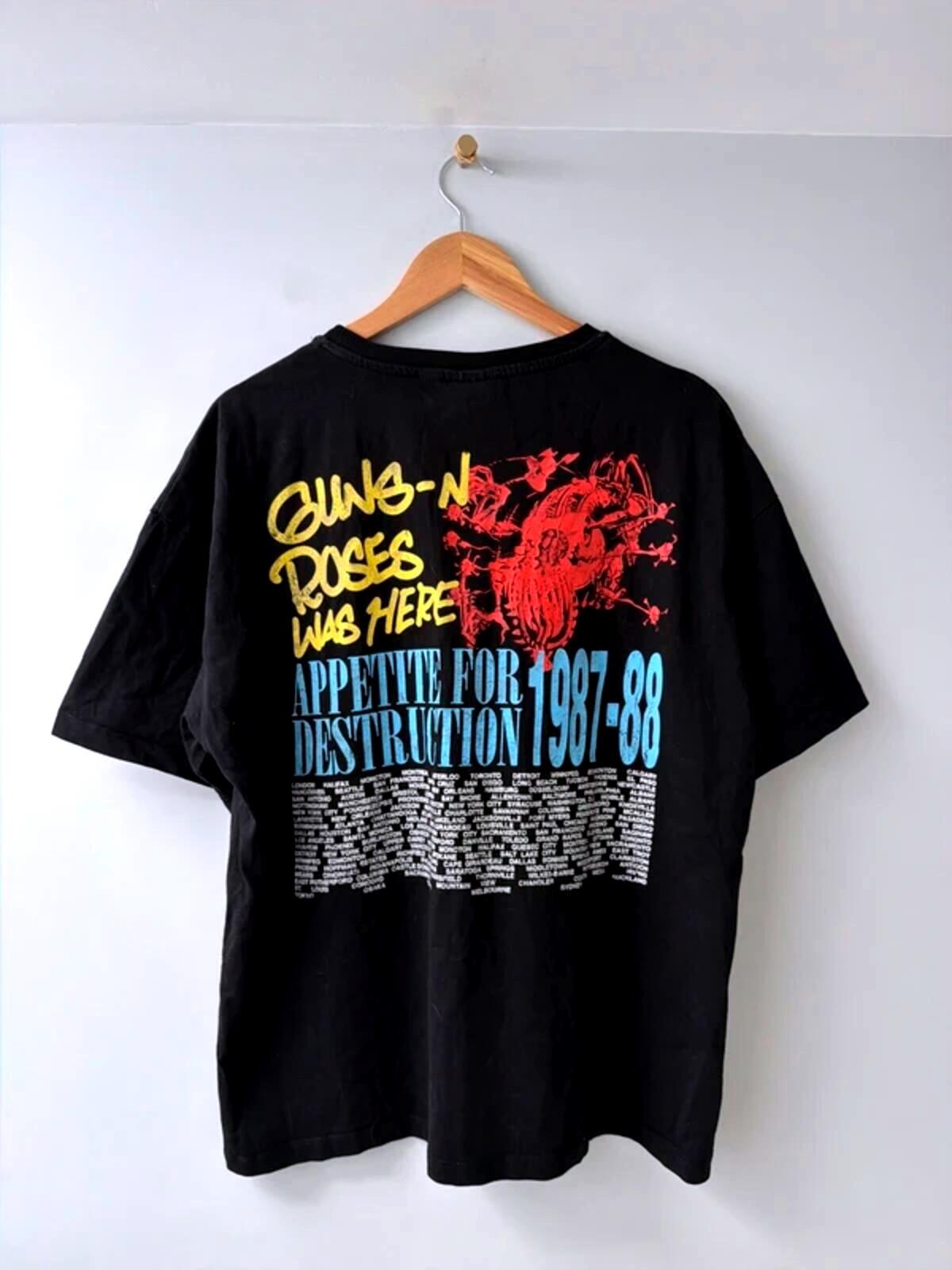 Men’s Guns N’ Roses oversized fit 87-88 tour t-shirt in black - medium - 3394