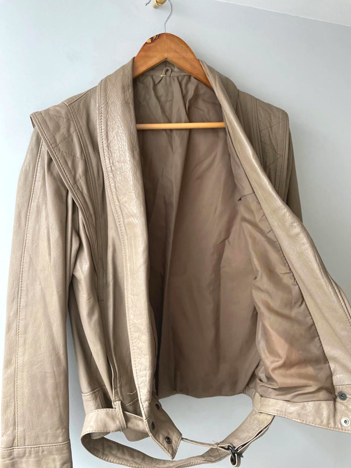 Women’s Premium Leather Vintage Jacket Coat With Belt In Beige - Small - 2426