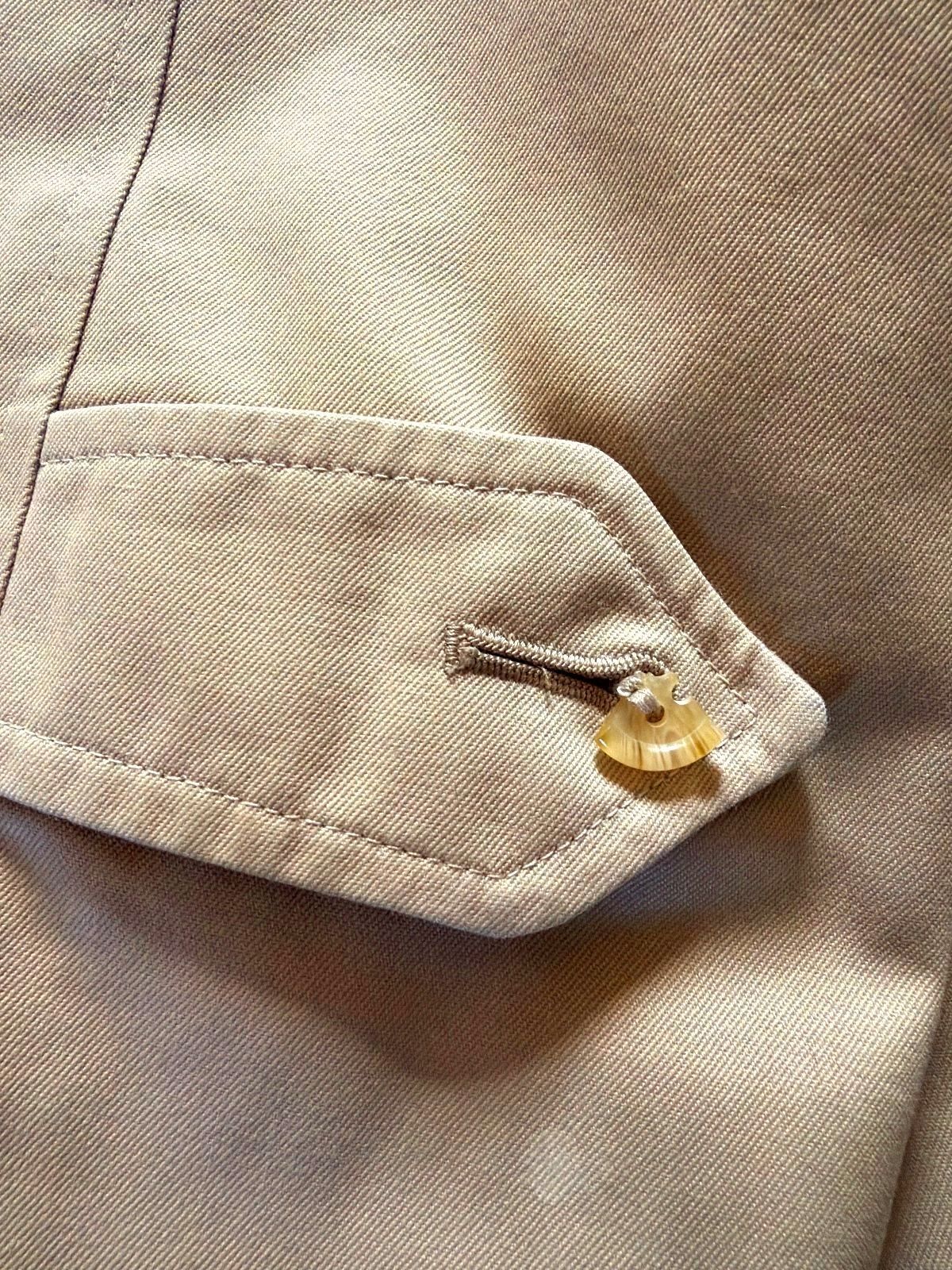 Women’s Burberry Made In England Trench Coat With Signature Lining -Large - 3707