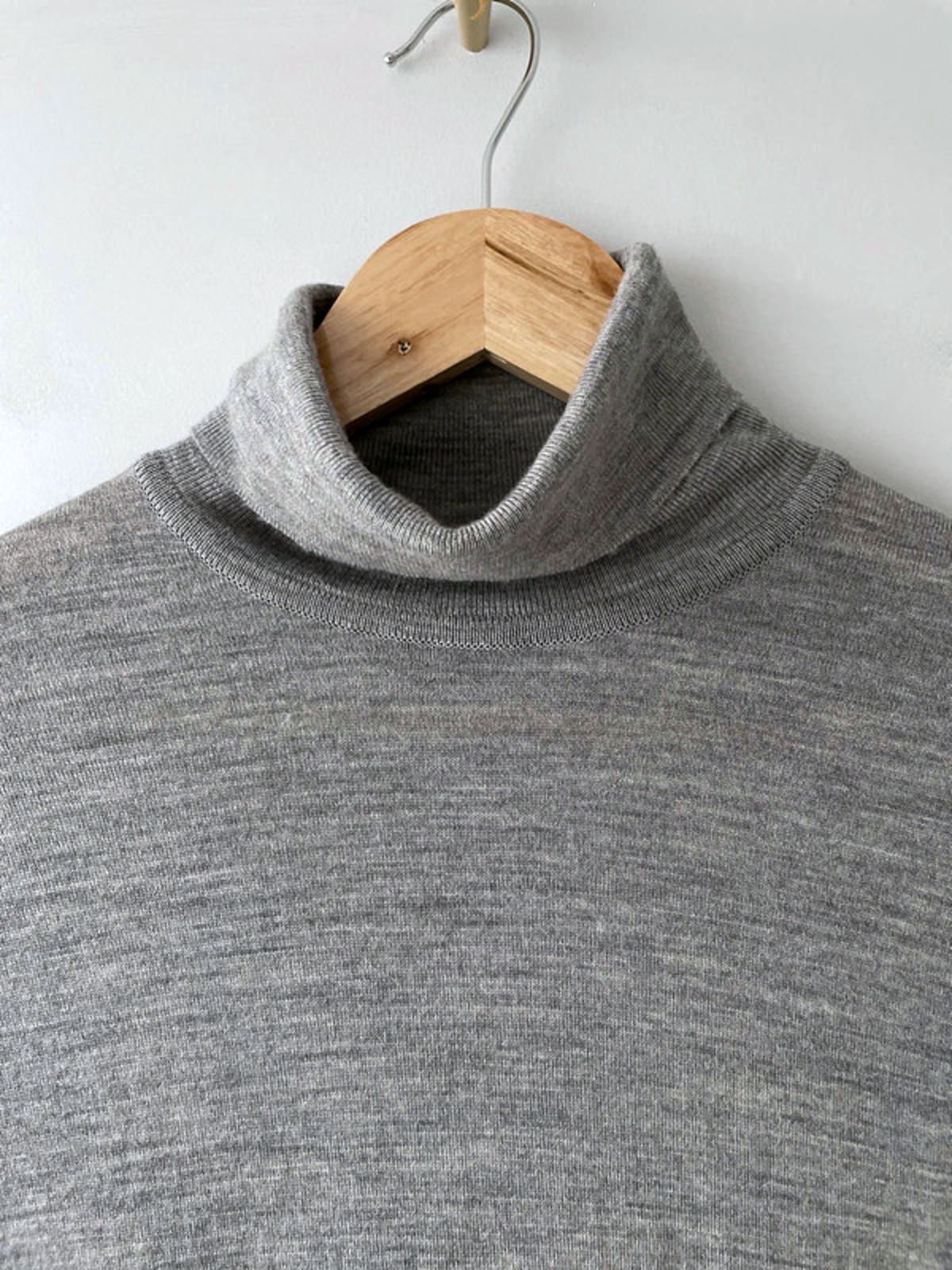 Men’s John Smedley Made In England Wool Roll Neck Jumper In Grey - Medium - 2288