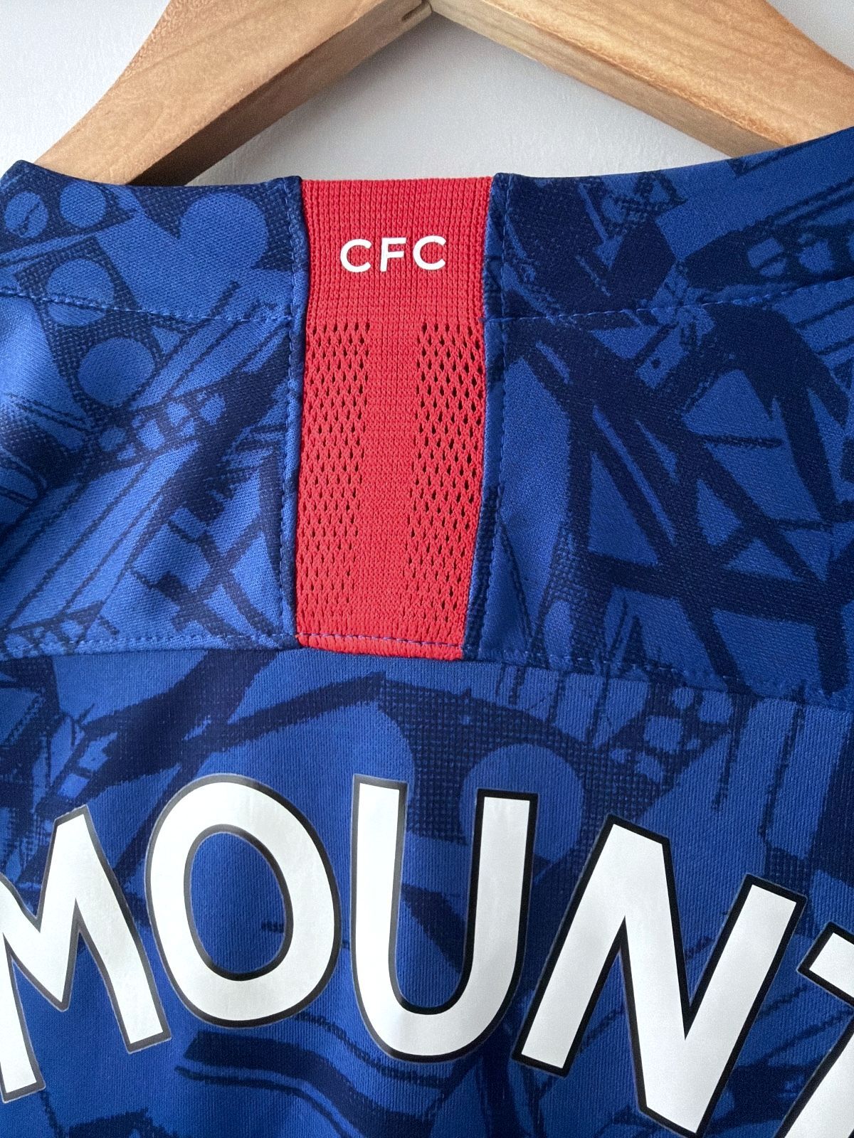 Men’s Chelsea FC 2019/20 Mount #19 Home Football Shirt Top - Small - 3659