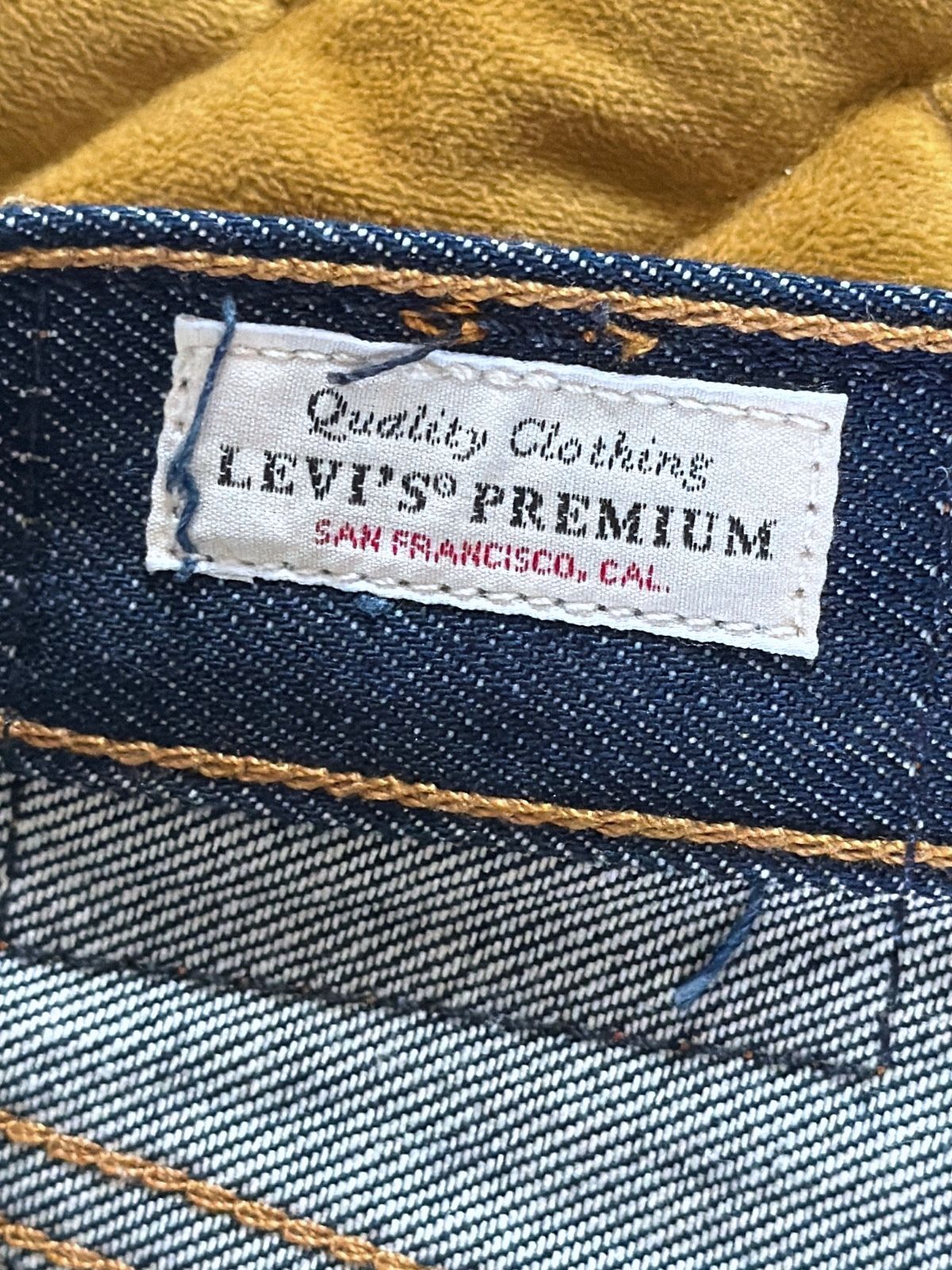 Women’s Levi's 501 Straight Leg Jeans With Rainbow Heart Patch - W29/L29