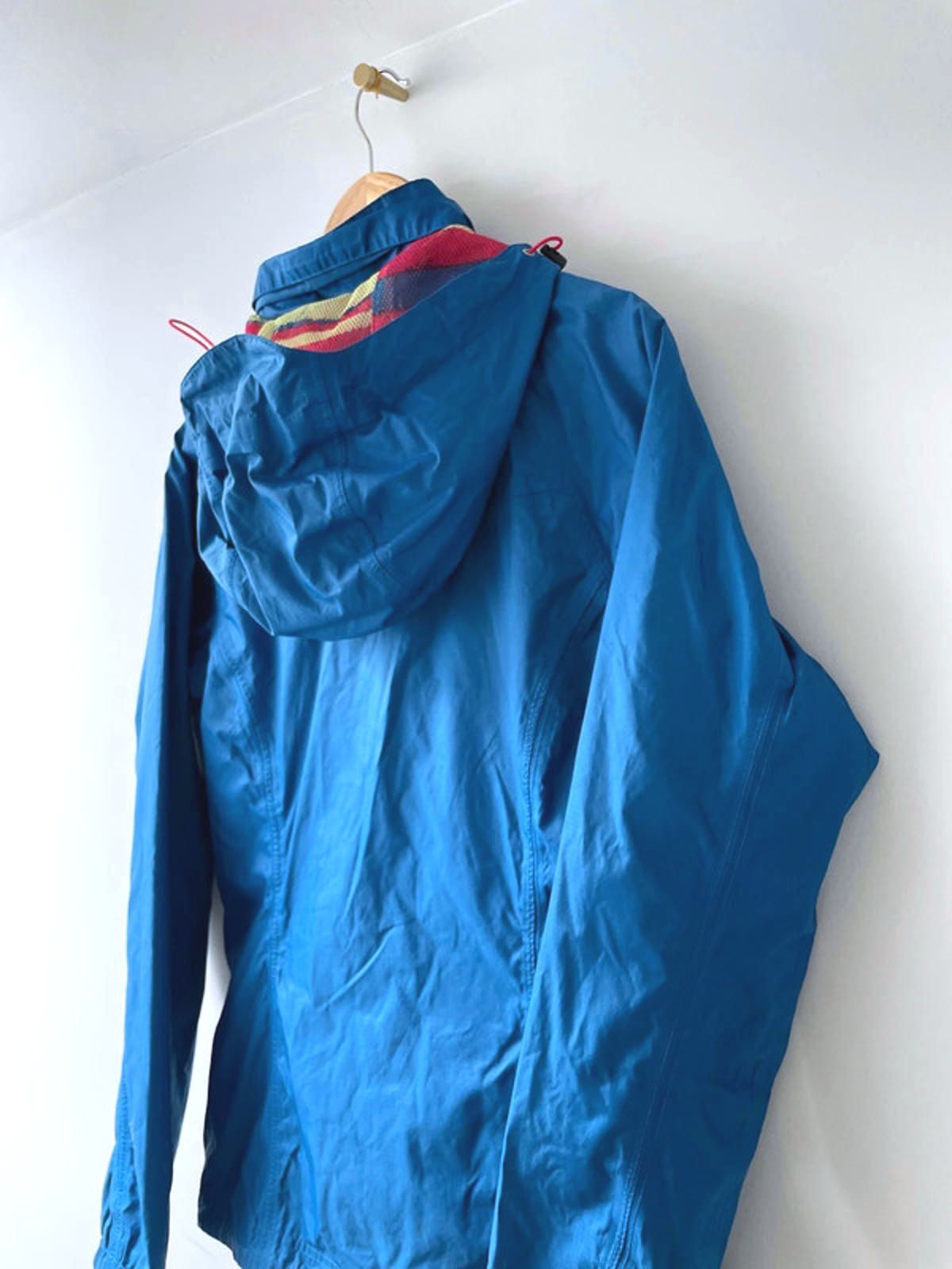 Women’s The North Face Hyvent Waterproof Hooded Jacket - Medium - 1998