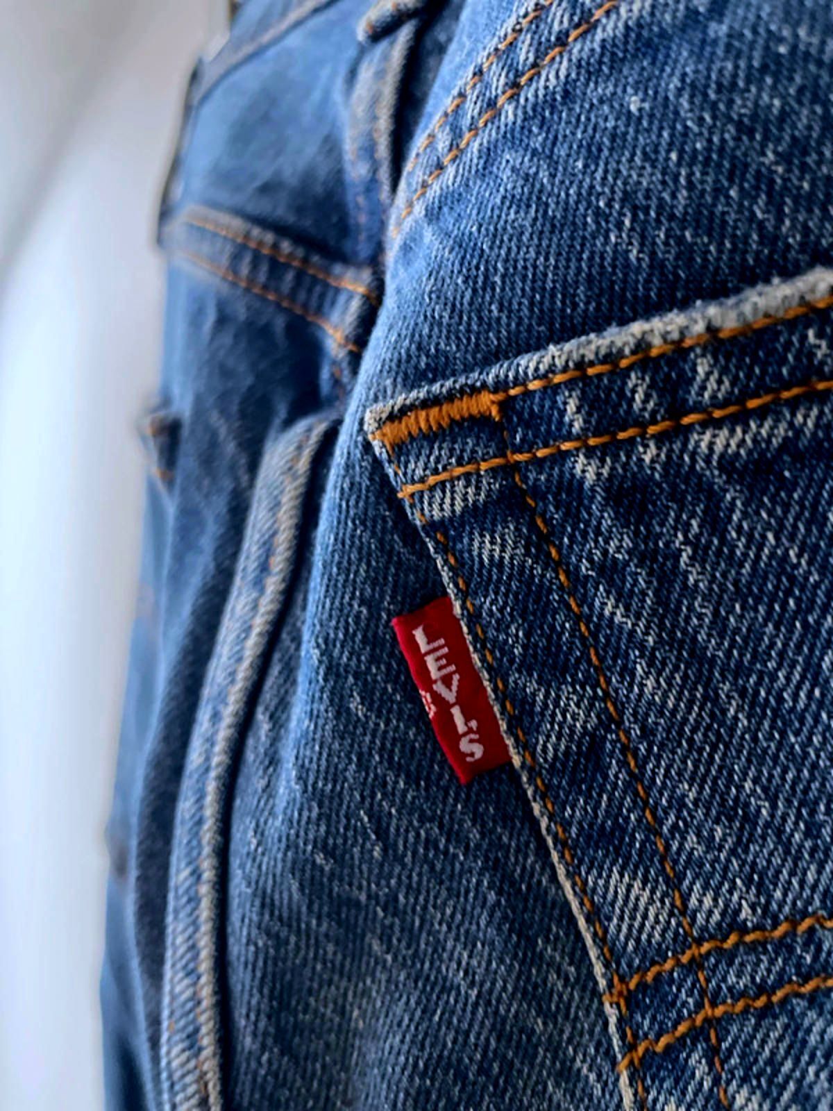 Women’s Levi’s High Waisted Ribcage Crop Boots Fit Jeans In Navy - W27/L27 -2760