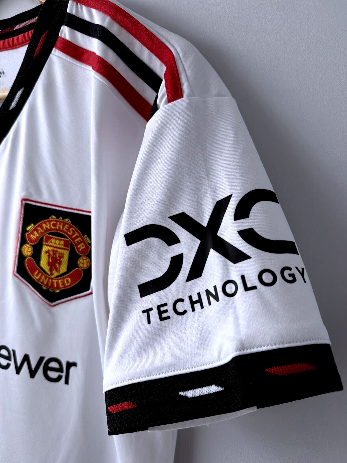 Mens Manchester United 2022/23 Season Football Shirt Top - Medium - 3513