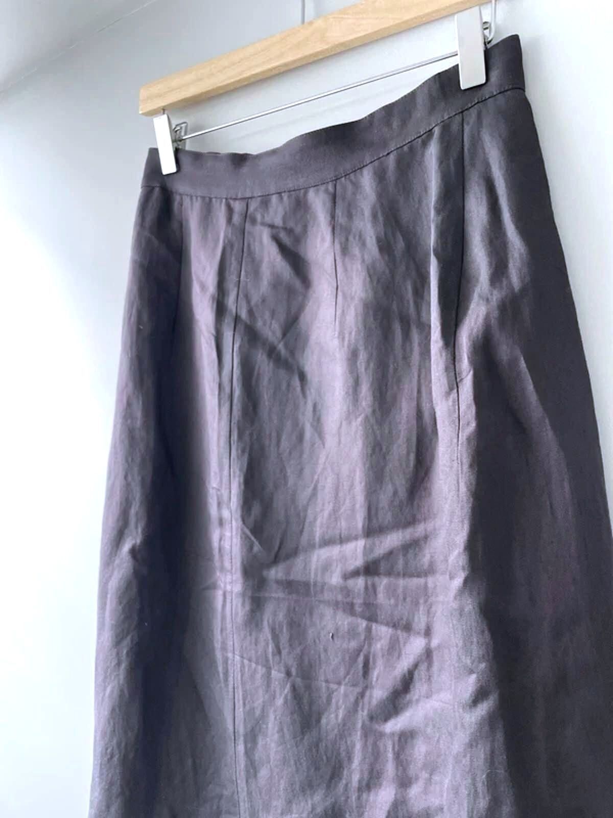 Women’s Max Mara Made In Italy Linen Tulip Skirt  - W26/L22 - 3068