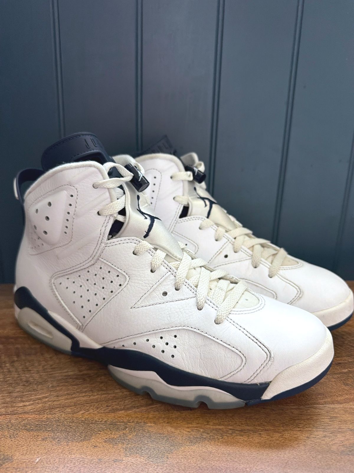Mens Air Jordan 6 Rare Retro Leather Basketball Trainers In White - Uk9.5 - 3613