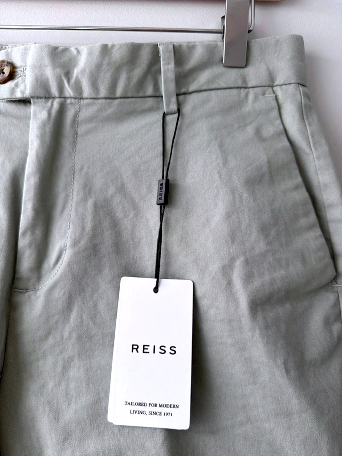 Women’s Reiss Premium Stretch Fit Classic Chino Shorts In Grey - W30 - 3255