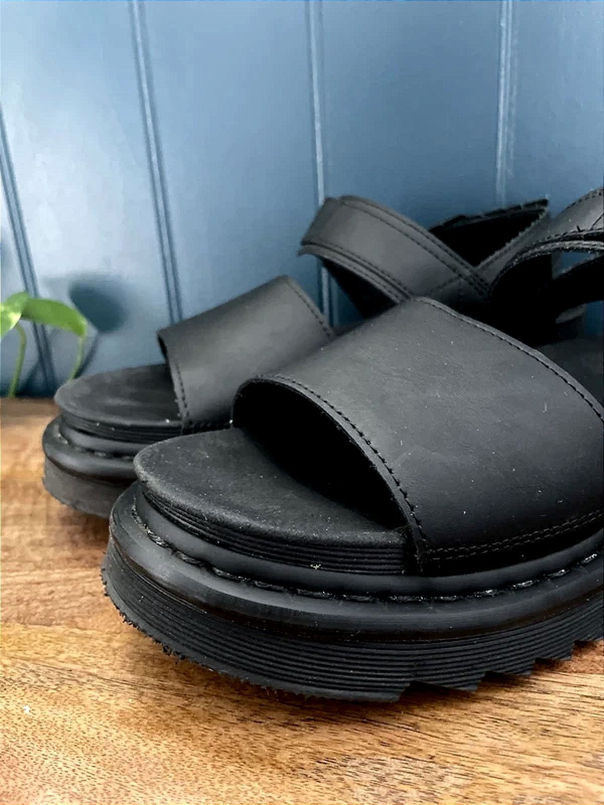 Women’s Dr Martens Voss Chunky Sole Sandals In Black - UK 7 - 3045
