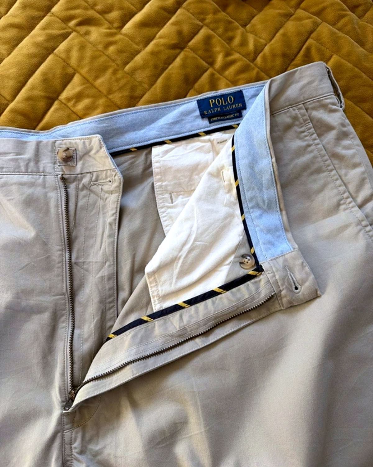 Men’s Ralph Lauren Stretch Classic Fit Chino Shorts in Beige - W48 - 3275