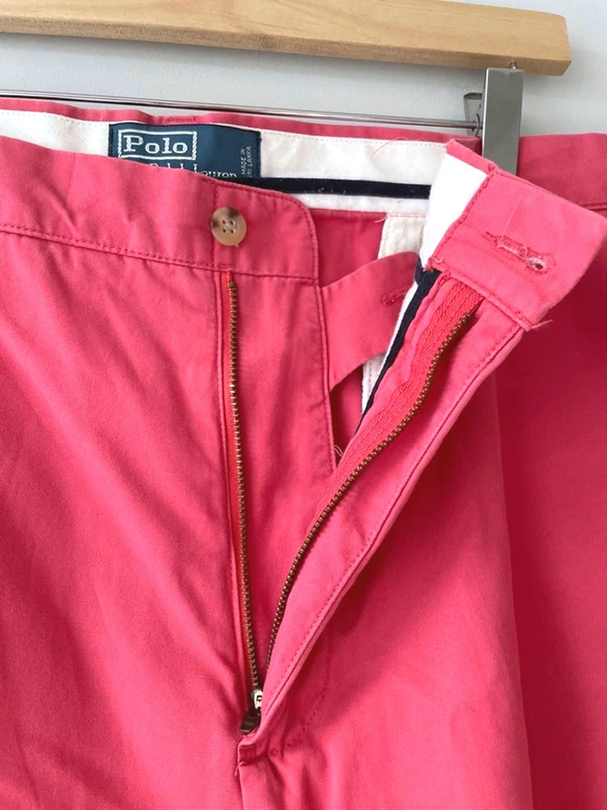 Men’s Ralph Lauren Classic Chino Shorts In Red - W42/L11 - 3132